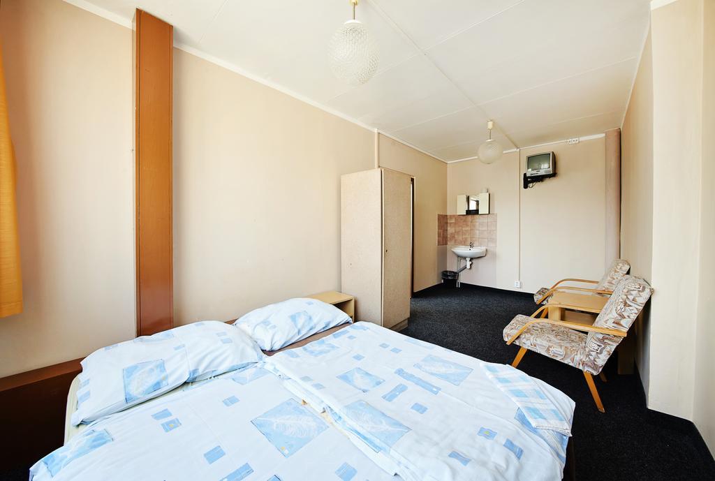 Hostel Liben Prága Kültér fotó